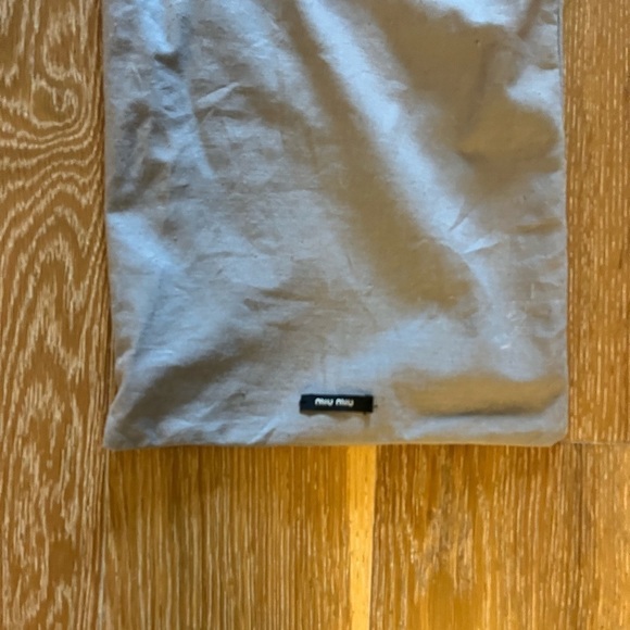 Single authentic Miu Miu dustbag for shoes. Used. - Picture 3 of 5